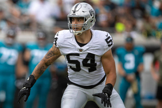Ex-Raiders and Giants LB Blake Martinez retired from NFL to sell Pokemon  cards