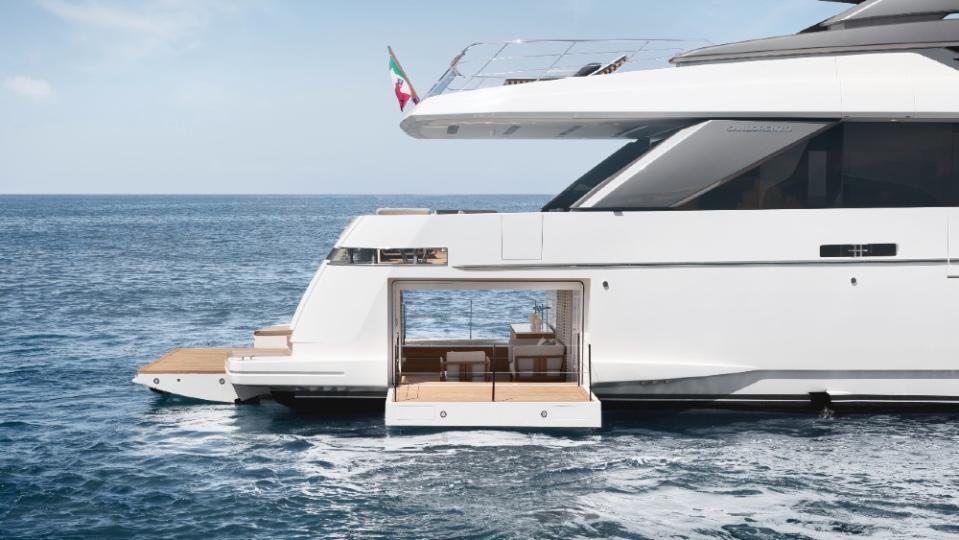 The Sanlorenzo SL120A uses an asymmetric design on the interior