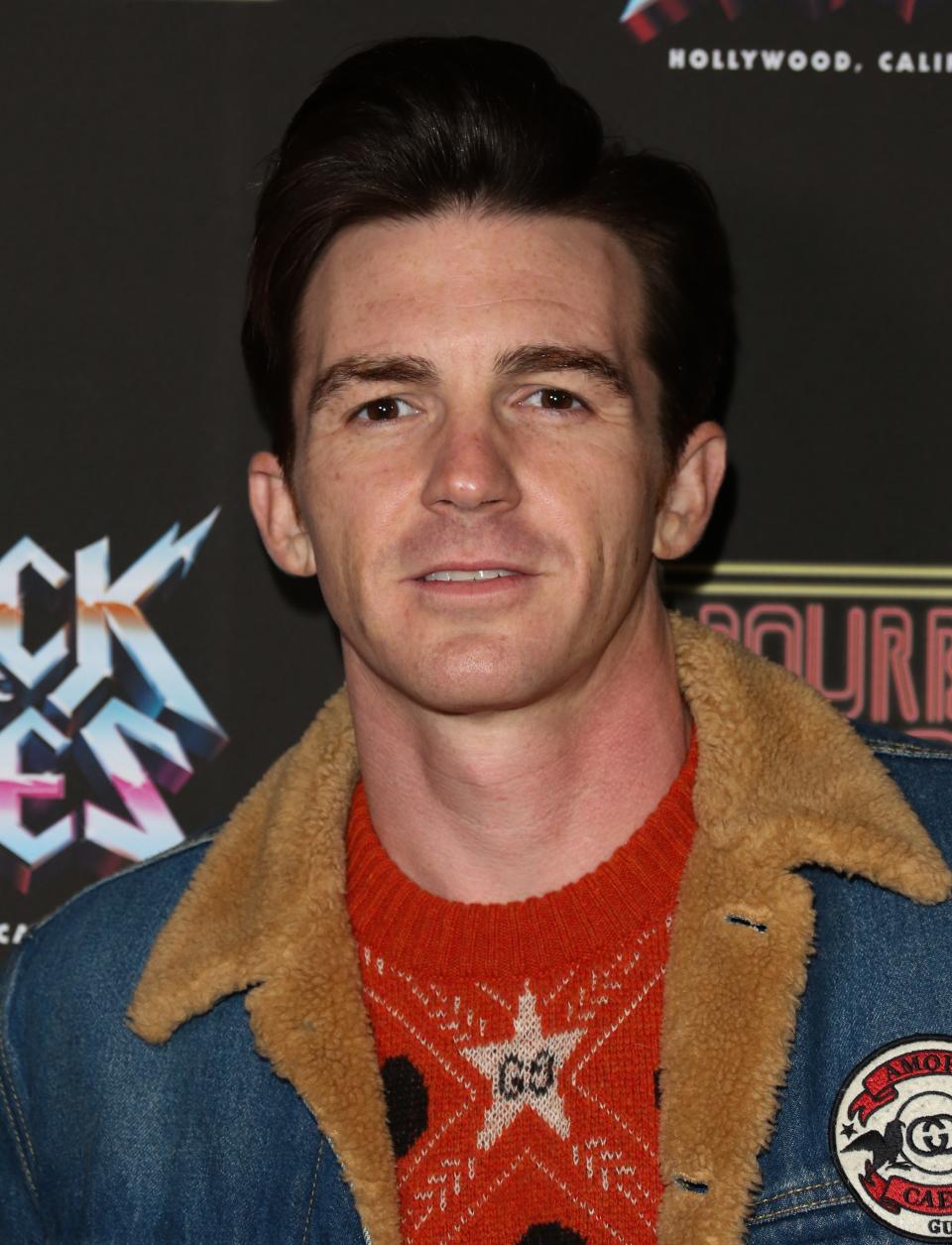 Closeup of Drake Bell on the red carpet