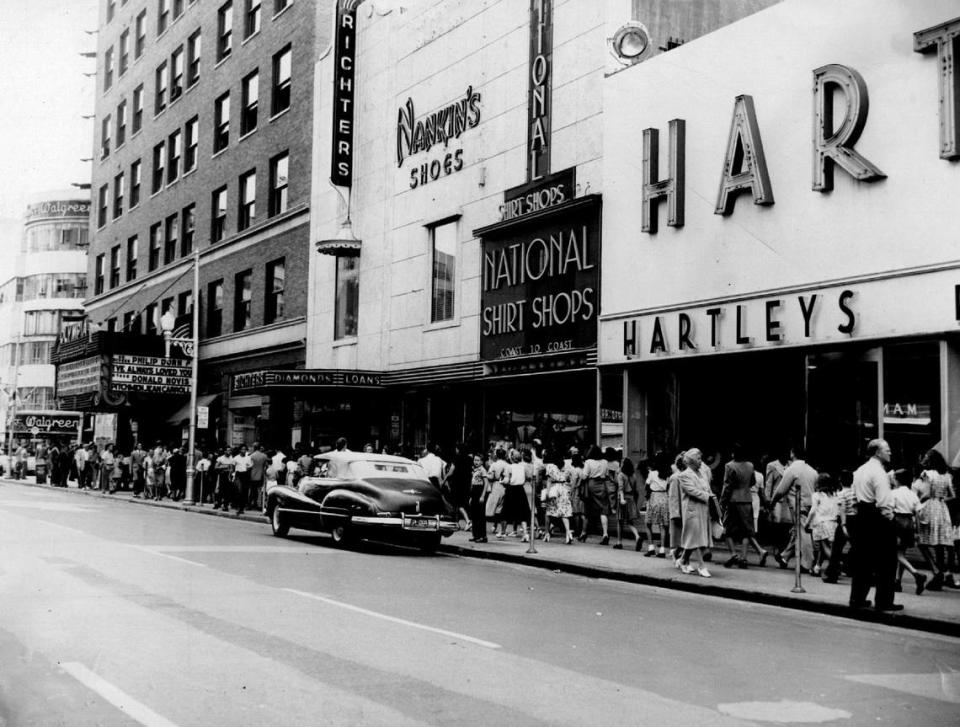 Flagler Street in 1947. Miami Herald File