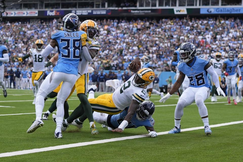 Green Bay Packers' Malik Willis runs for a touchdown during the first half of an NFL football game against the Tennessee Titans Sunday, Sept. 22, 2024, in Nashville, Tenn. (AP Photo/George Walker IV)