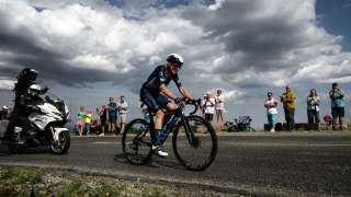 Movistar Team's Dutch rider Annemiek Van Vleuten cycles in the final kilometers to win the 7th stage of the new edition of the Women's Tour de France cycling race, 127,1 km between Selestat and Le Markstein on July 30, 2022. (Photo by JEFF PACHOUD / AFP)