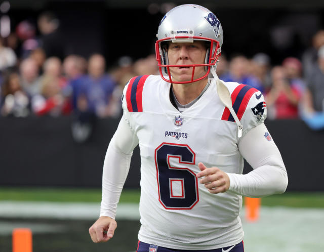 Patriots reportedly trading kicker Nick Folk to Titans - CBS Boston