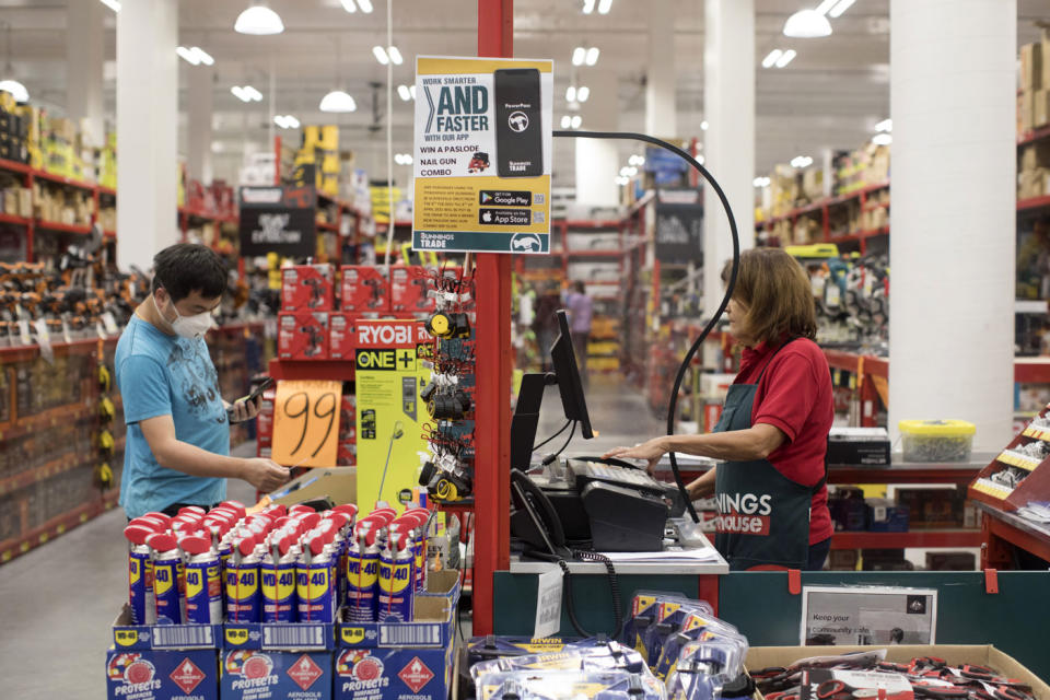 There are calls for NSW Bunnings stores to switch to Click & Deliver or contactless Drive & Collect like Victoria. Source: Getty Images