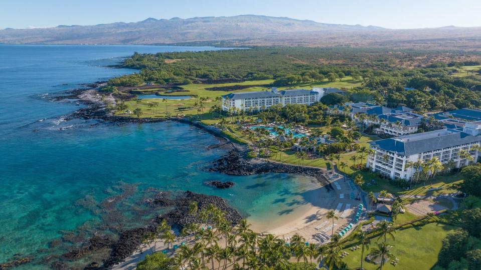 best hawaii hotels for families — fairmont orchid