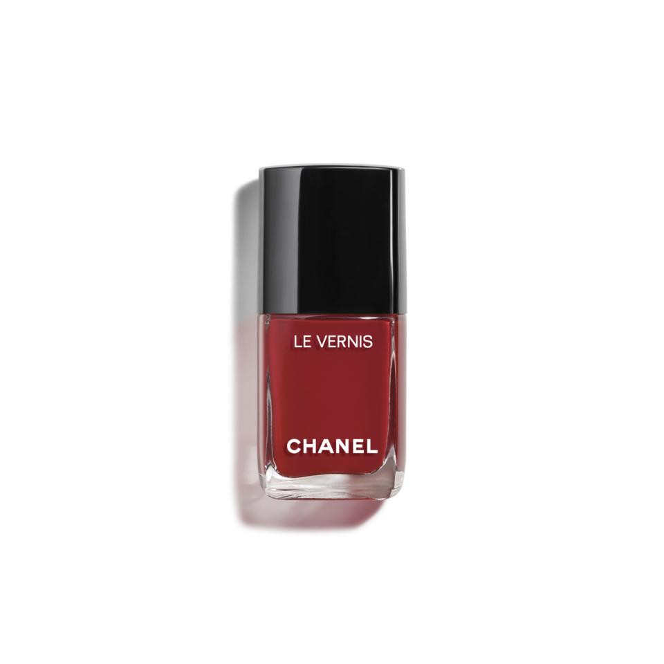 <p><strong>CHANEL</strong></p><p>chanel.com</p><p><strong>$28.00</strong></p><p><a href="https://go.redirectingat.com?id=74968X1596630&url=https%3A%2F%2Fwww.chanel.com%2Fus%2Fmakeup%2Fp%2F159719%2Fle-vernis-longwear-nail-colour%2F&sref=https%3A%2F%2Fwww.veranda.com%2Fshopping%2Fg29775990%2Fstocking-stuffers-ideas%2F" rel="nofollow noopener" target="_blank" data-ylk="slk:Shop Now;elm:context_link;itc:0;sec:content-canvas" class="link ">Shop Now</a></p><p>She'll never go wrong with a deep shade of red for nails during the holiday season—or any time of year! </p>