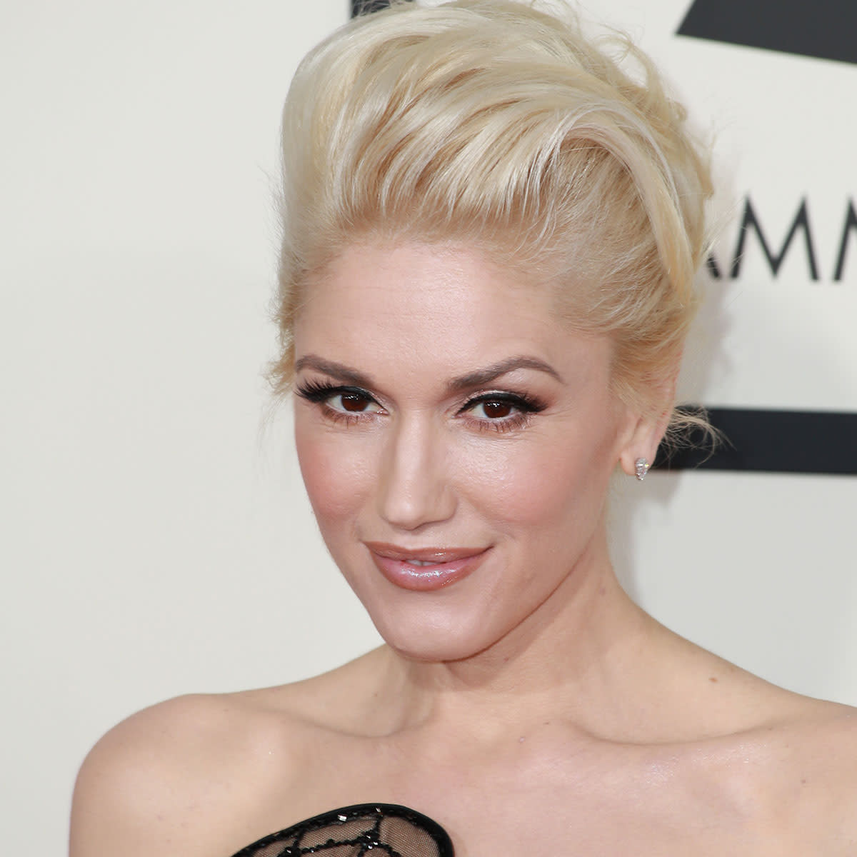 gwen stefani grammy awards