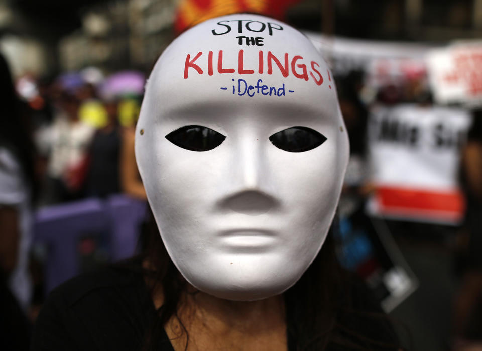 Human rights advocates stage demonstration in Manila