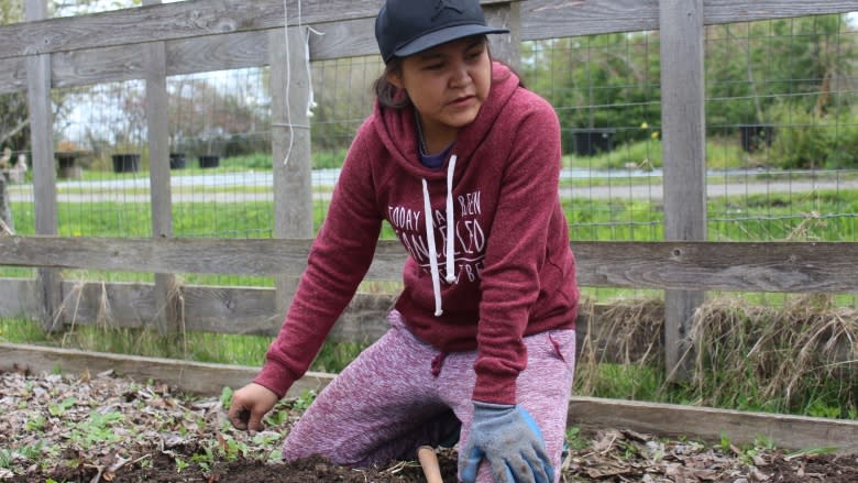 'I was failing': Farming class connects Esquimalt First Nations students with the land