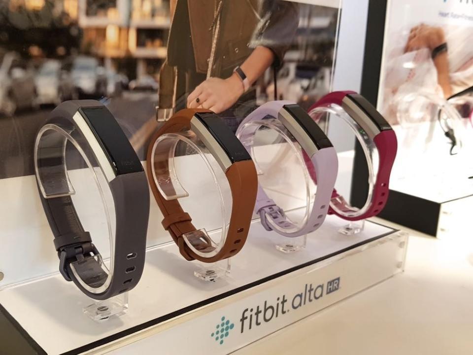 Fitbit Alta HR 最輕巧智慧手環正式登台 帶給你一夜好眠!