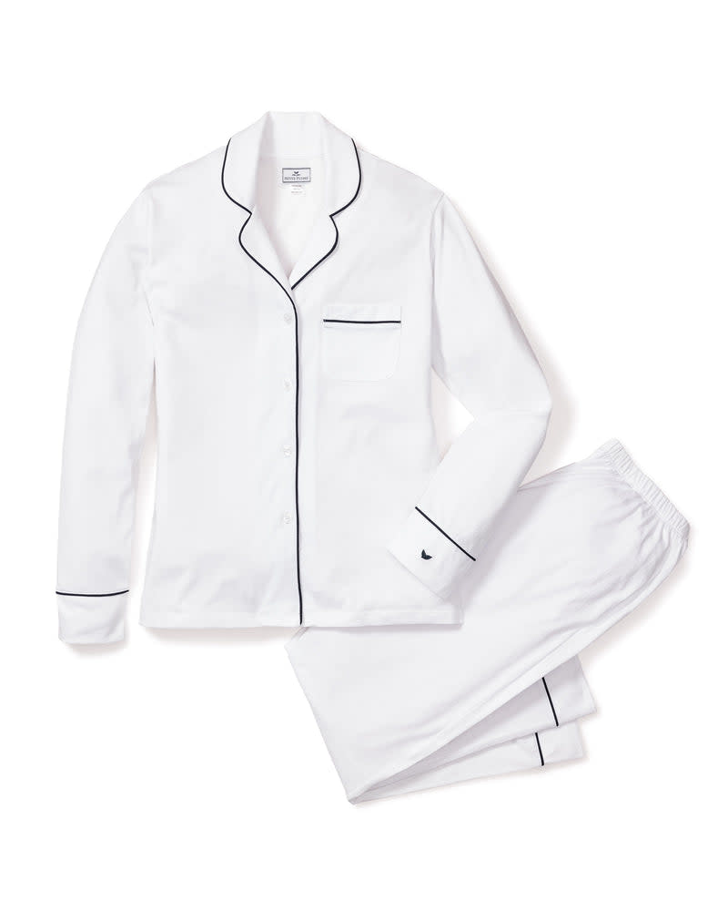 <p><a href="https://go.redirectingat.com?id=74968X1596630&url=https%3A%2F%2Fwww.petite-plume.com%2Fproducts%2Fluxe-pima-white-pajama-set-navy-piping&sref=https%3A%2F%2Fwww.esquire.com%2Flifestyle%2Fg18371176%2Funique-mothers-day-gifts%2F" rel="nofollow noopener" target="_blank" data-ylk="slk:Shop Now;elm:context_link;itc:0;sec:content-canvas" class="link rapid-noclick-resp">Shop Now</a></p><p>Pima Pajama Set </p><p>petite-plume.com</p><p>$118.00</p>