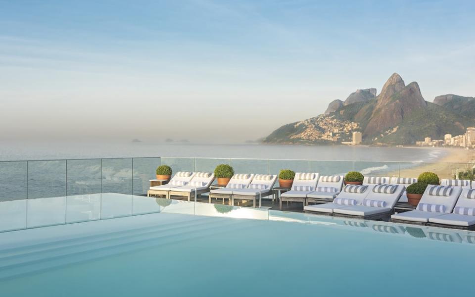 Romance abound across Rio de Janeiro, and the best hotels for loved-up couples take full advantage the stunning landscapes with infinity pools, balcony hammocks and rooftop bars