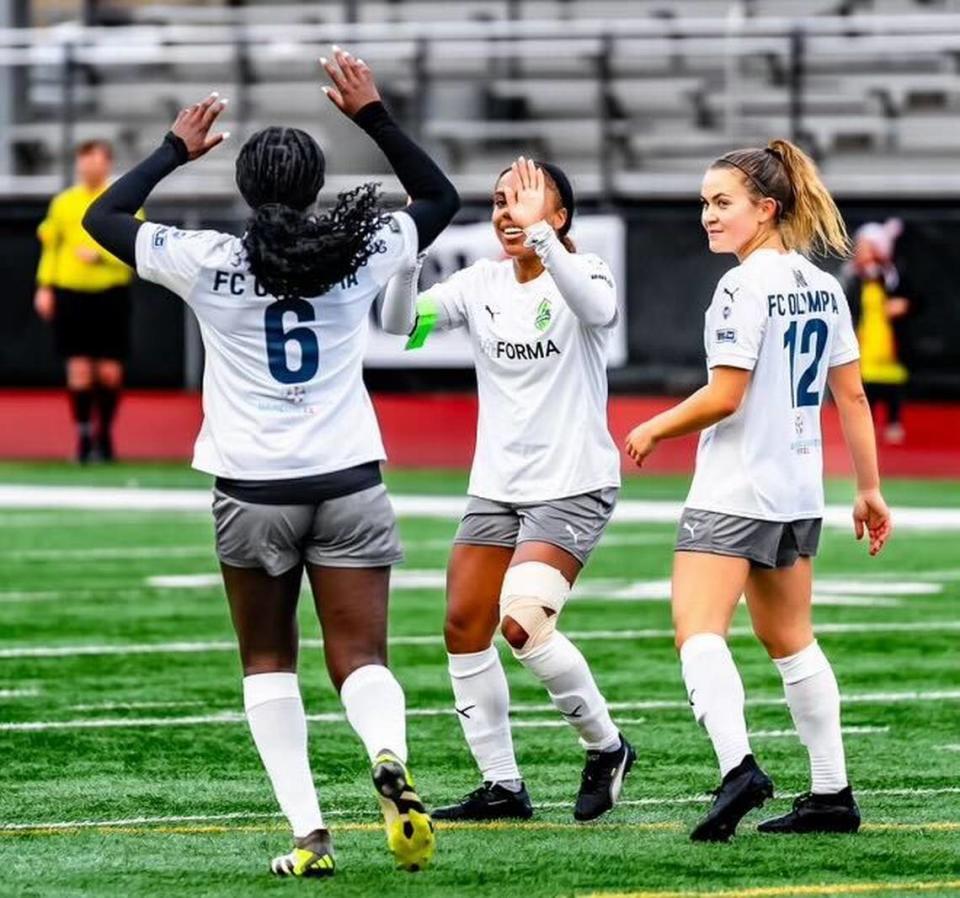 FC Olympia enters the USL W national playoffs still unbeaten, one of 11 such clubs in the United States in 2024 (9-0-1).