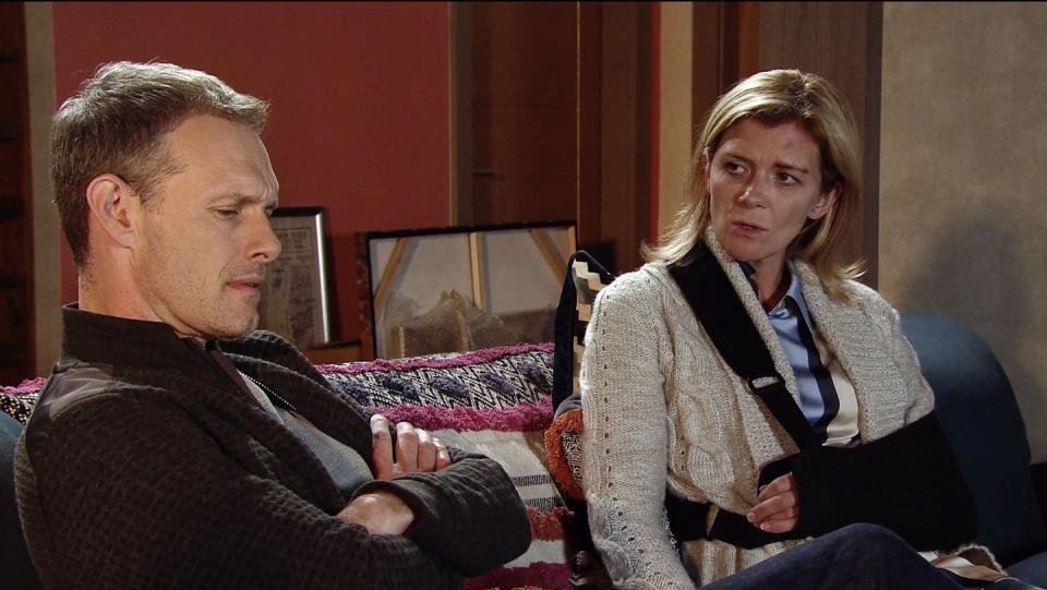 Friday, October 26: Nick confides in Leanne after hearing about David's ordeal