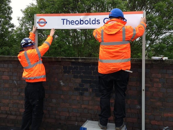 'Theobolds Grove': London train station accidentally renamed