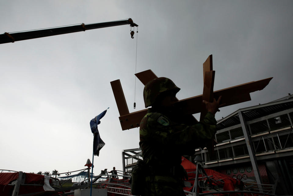 Typhoon Megi hits eastern China and Taiwan