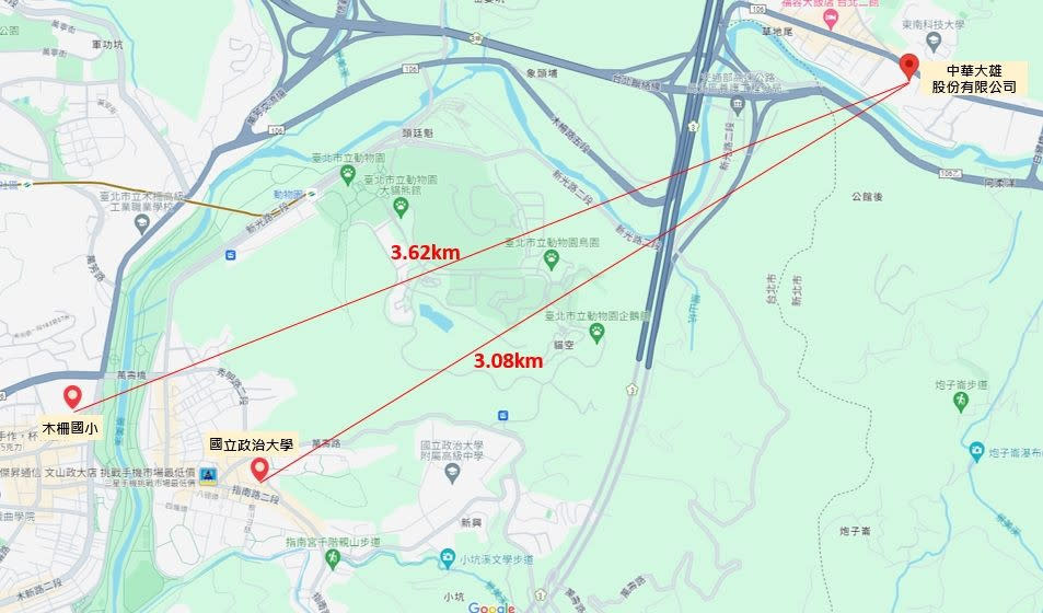 新北深坑2月20日火災發生地與台北市府環保局空品採檢地點相對位置圖（圖／台北市府環保局）