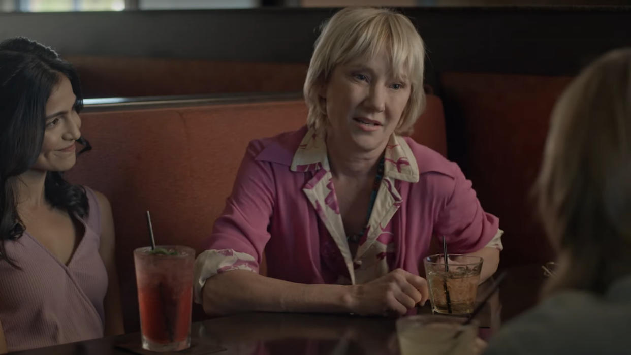  Anne Heche talking over drinks in Frankie Meets Jack. 