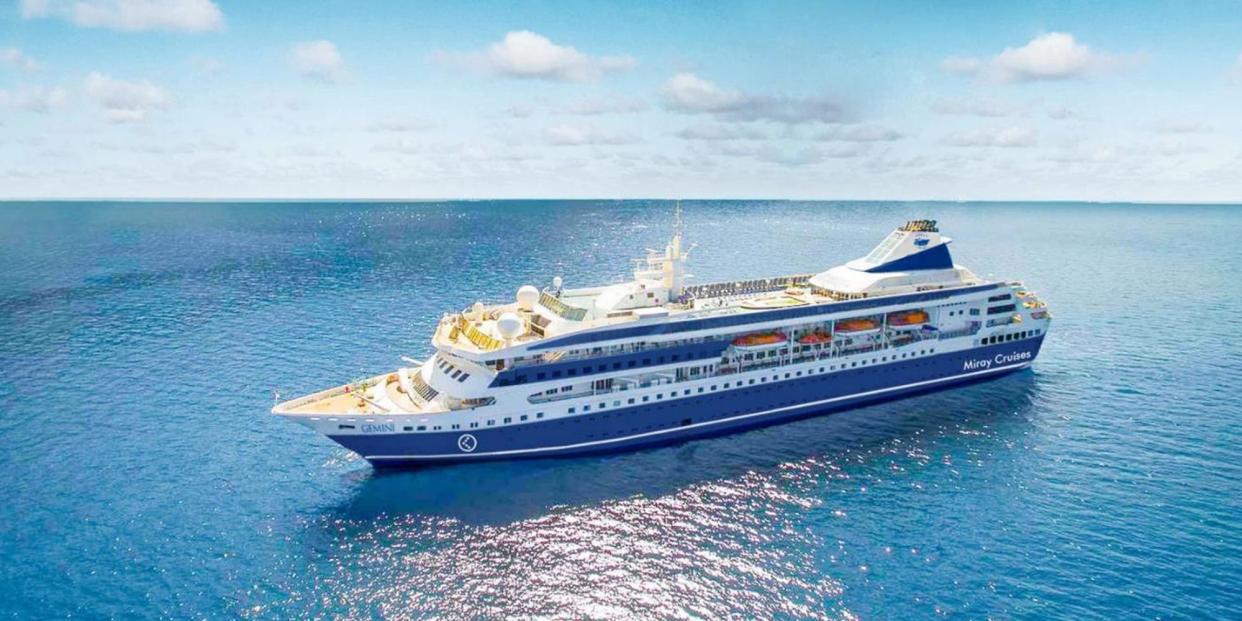 Die 400-Kabinen große MV Geimini. - Copyright: Life at Sea Cruises
