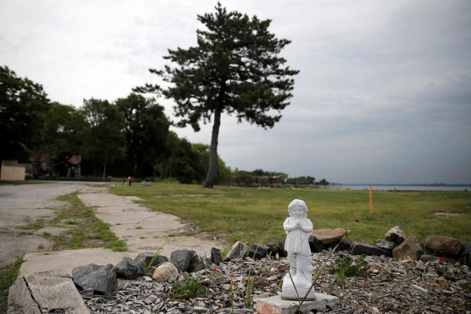 Mass graves in the heart of New York