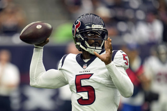 Texans' Watson tosses three TDs vs. Jaguars in first win