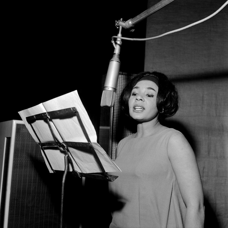 Shirley Bassey performing at Abbey Road in the 1960s - Courtesy of EMI Archive Trust