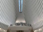 <p>iPhone 13 Pro camera sample: Telephoto shot of a distant mezzanine platform at the Oculus in Manhattan.</p> 