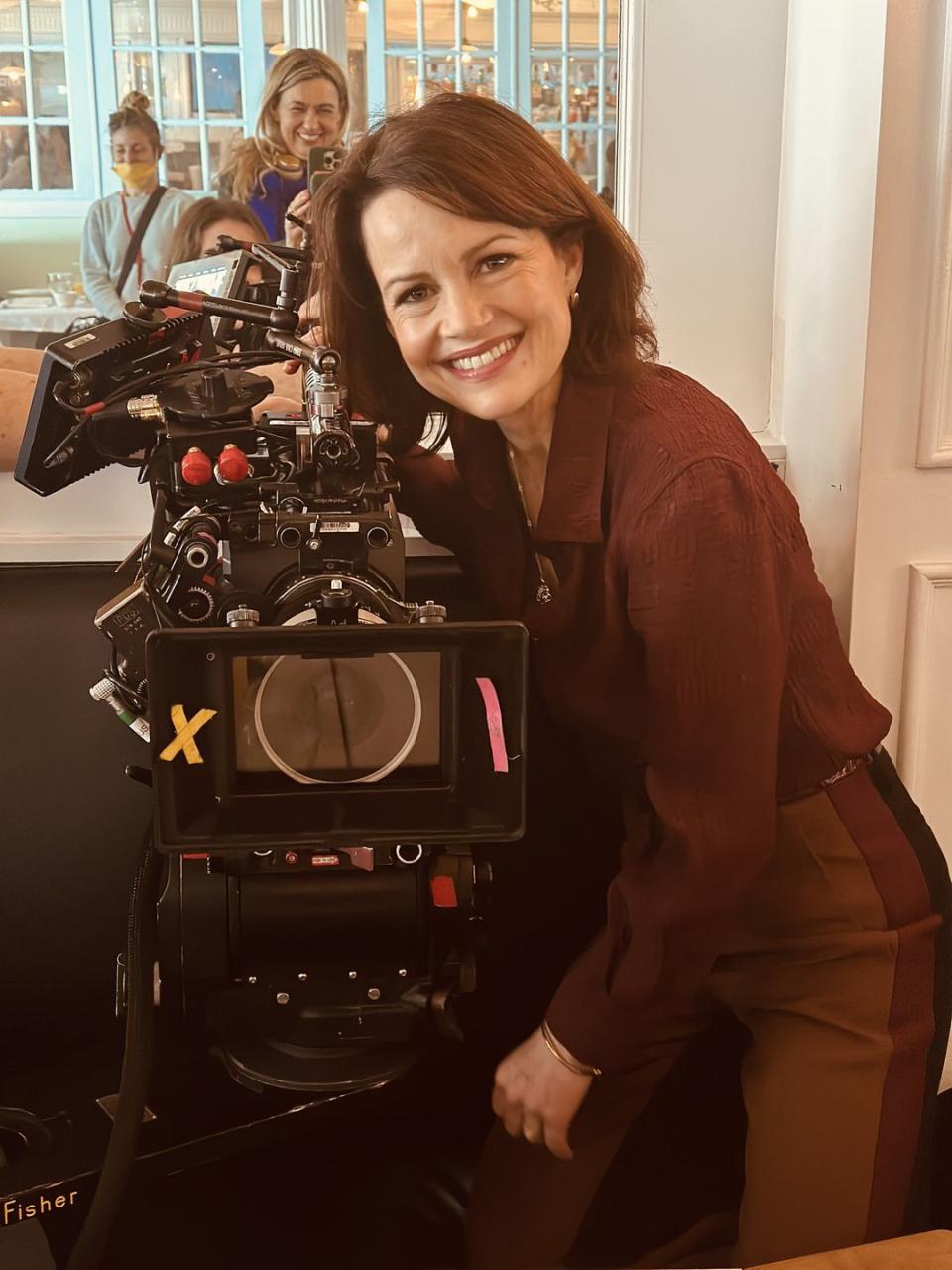 the girls on the bus behind the scenes location photos carala gugino