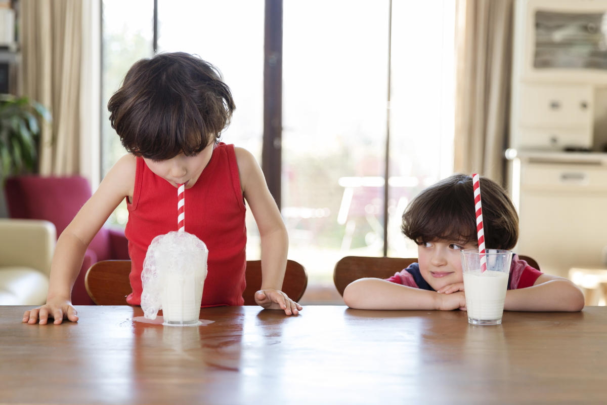 is-low-fat-or-whole-fat-milk-better-for-children