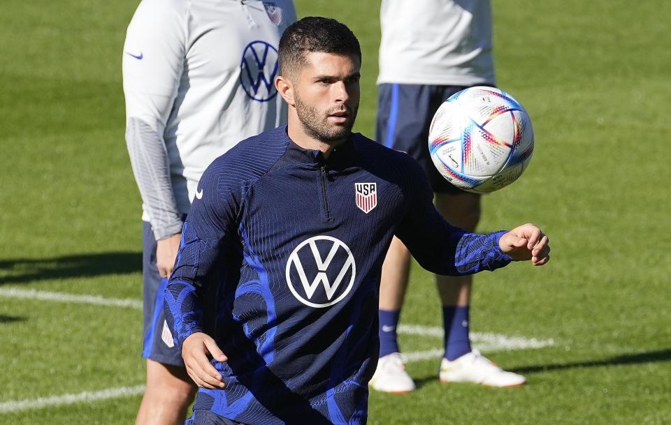 Christian Pulisic exercises during a training session of the US soccer team in Cologne, Germany, prior to a friendly match against Japan, Thursday, Sept. 22, 2022. The USA will play Japan in a friendly soccer match as part of the KIRIN CHALLENGE CUP to prepare for the World Cup in Qatar in Duesseldorf on Friday. (AP Photo/Martin Meissner)