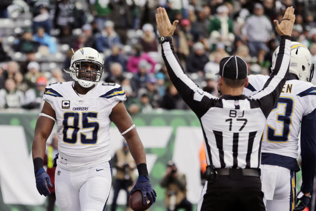 Antonio Gates wants to return for his 17th season and a shot at 1,000  receptions