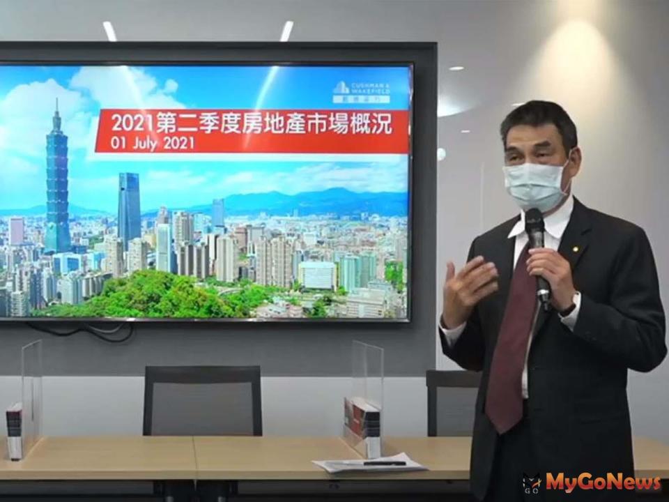 ▲顏炳立：16個字詮釋下半年房市，「買盤恐疫、房市觀望、等待解封、買氣報復」