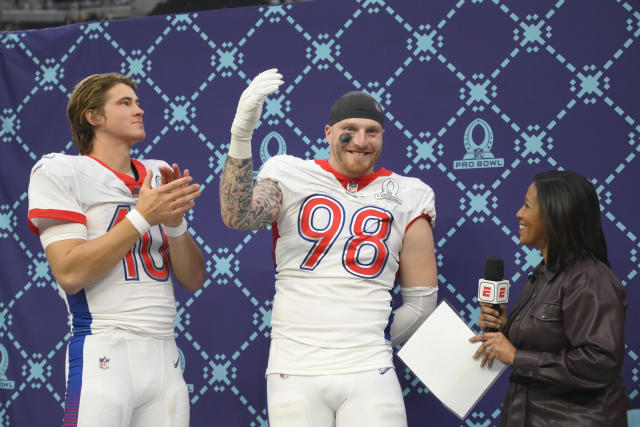 AFC wide receiver Stefon Diggs of the Buffalo Bills (14) and Dallas Cowboys Trevon  Diggs during the first half of the Pro Bowl NFL football game, Sunday, Feb.  6, 2022, in Las