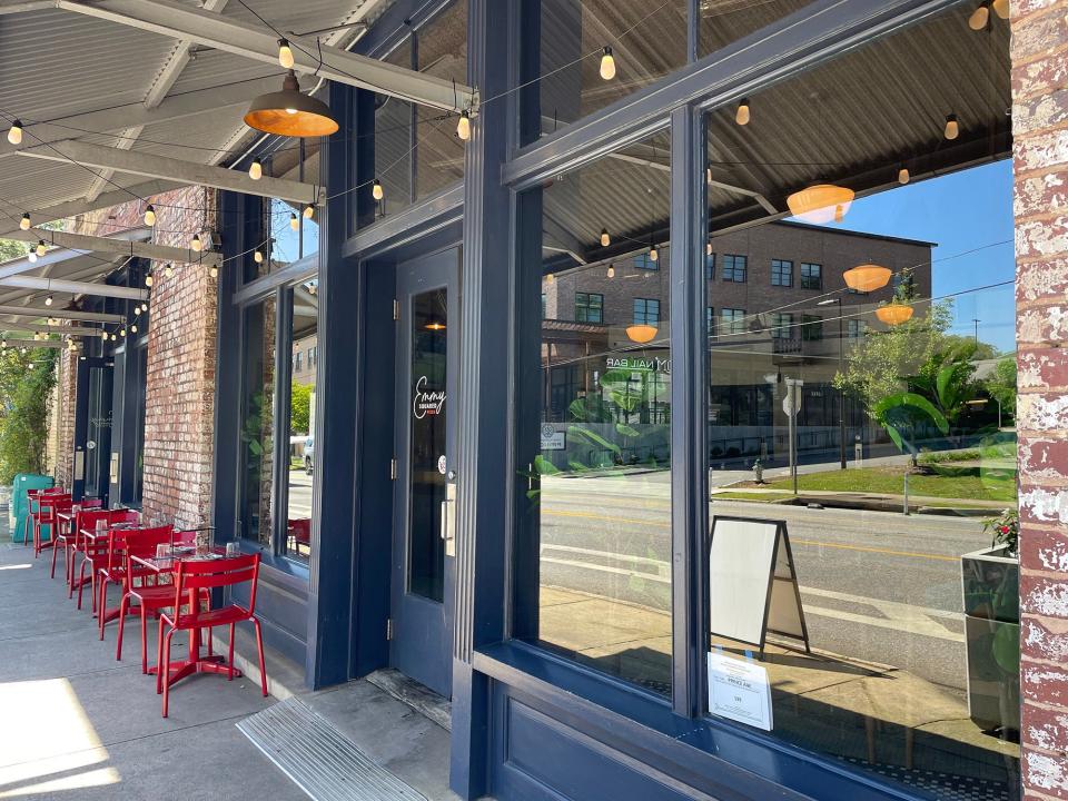 The Prince Ave. entrance of Emmy Squared Pizza in Athens.