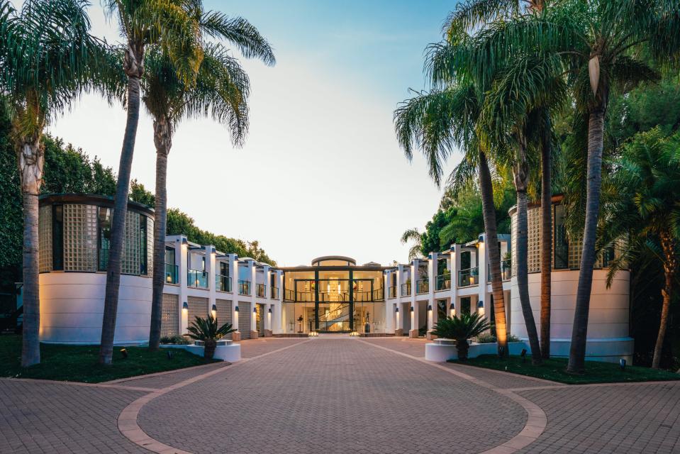 The Most Expensive Estates in the Priciest Zip Codes Are Up for Grabs