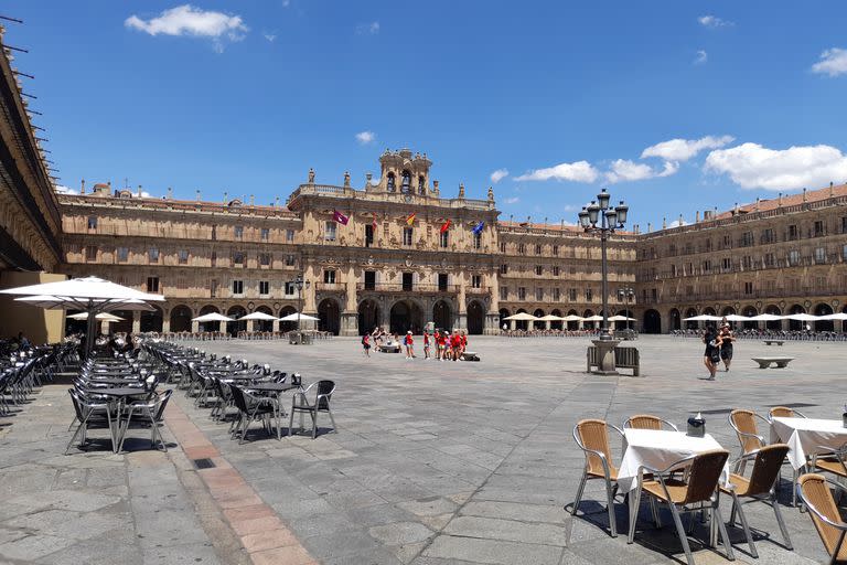 La Plaza Mayor de Salamanca vacía