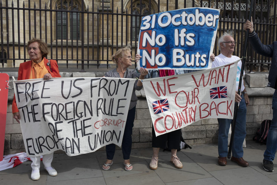 Pro Brexit Leave campaign protesters with messages that 'We Voted Leave' and 'General Election Now' in Westminster on the day after Parliament voted to take control of Parliamentary proceedings and prior to a vote on a bill to prevent the UK leaving the EU without a deal at the end of October, on 5th September 2019 in London, England, United Kingdom. Yesterday Prime Minister Boris Johnson faced a showdown after he threatened rebel Conservative MPs who vote against him with deselection, and vowed to aim for a snap general election if MPs succeed in a bid to take control of parliamentary proceedings to allow them to discuss legislation to block a no-deal Brexit. (photo by Mike Kemp/In Pictures via Getty Images)