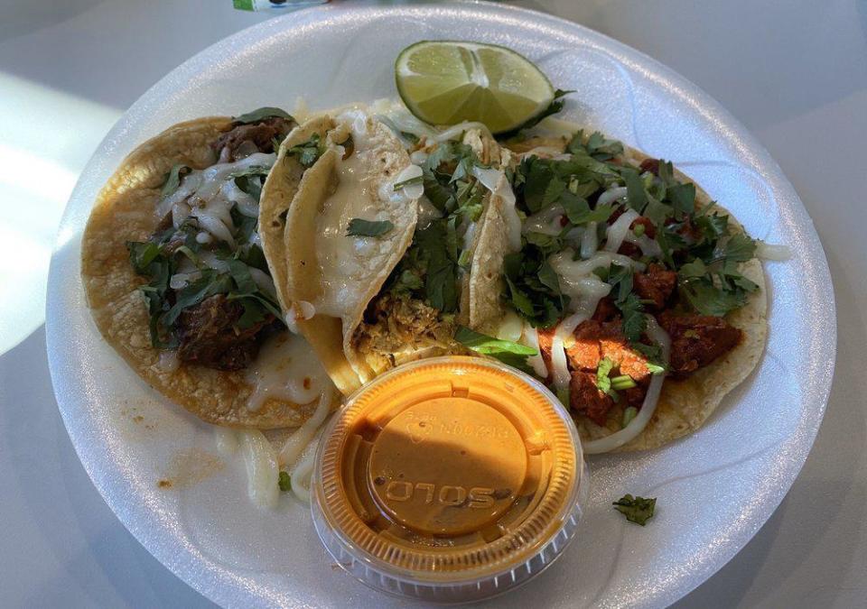 Alabama: Al Pastor, Los Dos Hermanos Taco Truck (Birmingham)