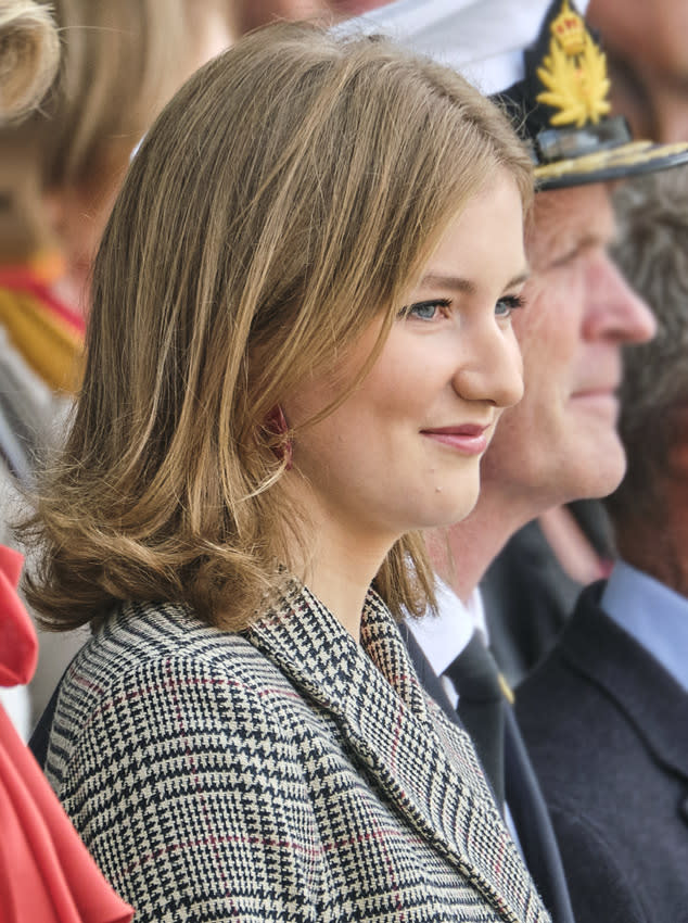 Elisabeth de Bélgica se corta el pelo