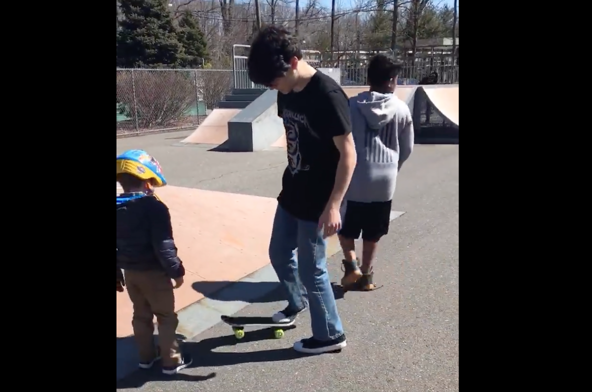 Teens in New Jersey made one boy’s birthday special when they taught him how to skateboard at their local skatepark. (Photo: Facebook)