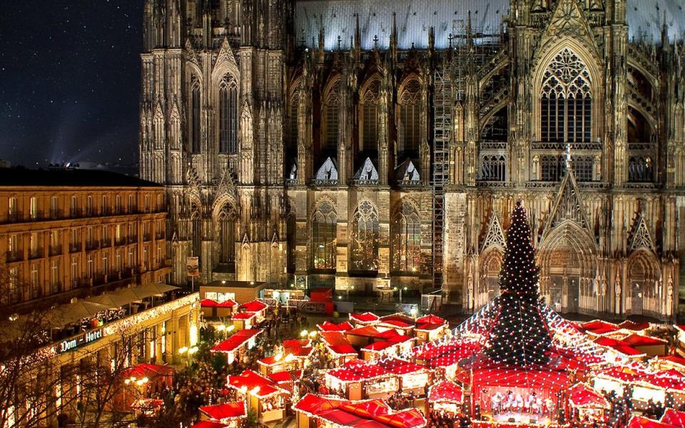 Festive feeling to the max in Cologne - THOMAS SCHMIDT