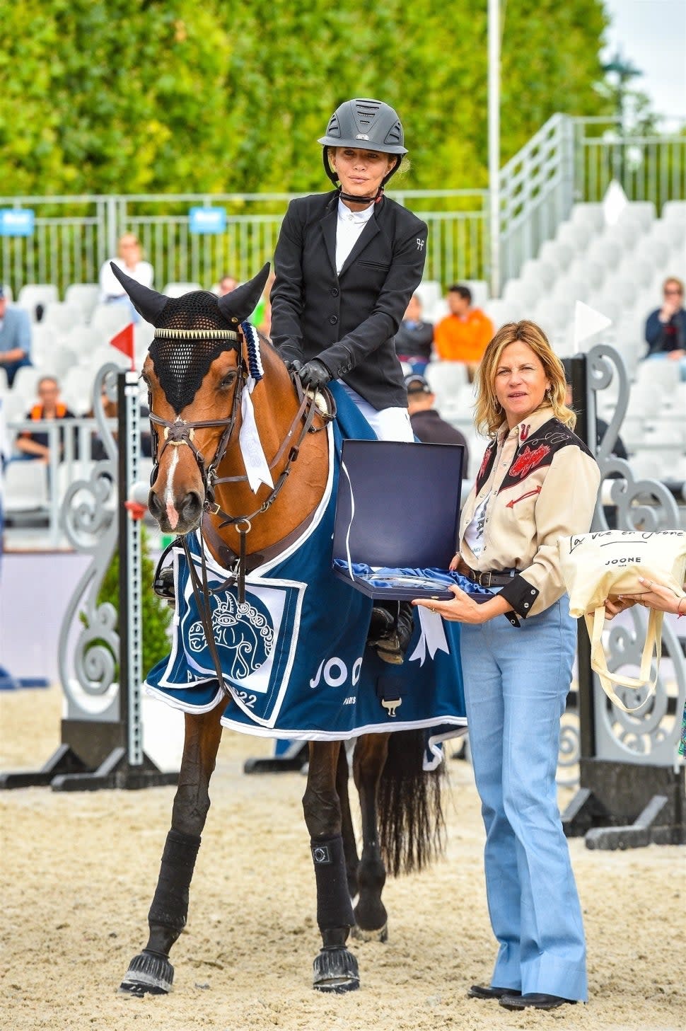 Mary-Kate Olsen Horse Jumping Competition 