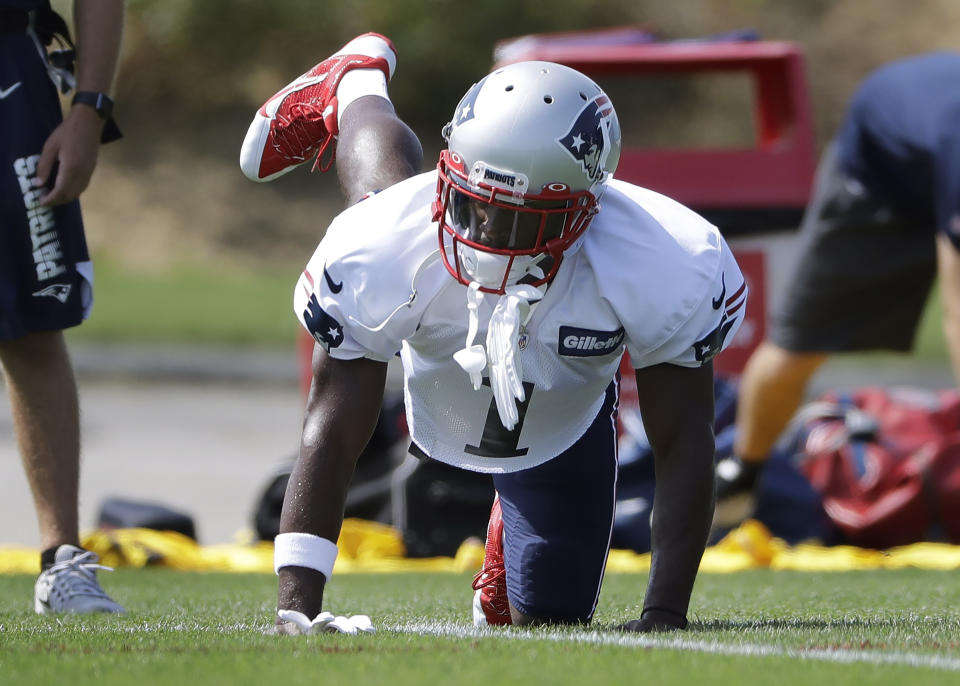 New England Patriots wide receiver Antonio Brown works out during NFL football practice, Wednesday, Sept. 11, 2019, in Foxborough, Mass. Brown practiced with the team for the first time on Wednesday afternoon, a day after his former trainer filed a civil lawsuit in the Southern District of Florida accusing him of sexually assaulting her on three occasions. (AP Photo/Steven Senne)