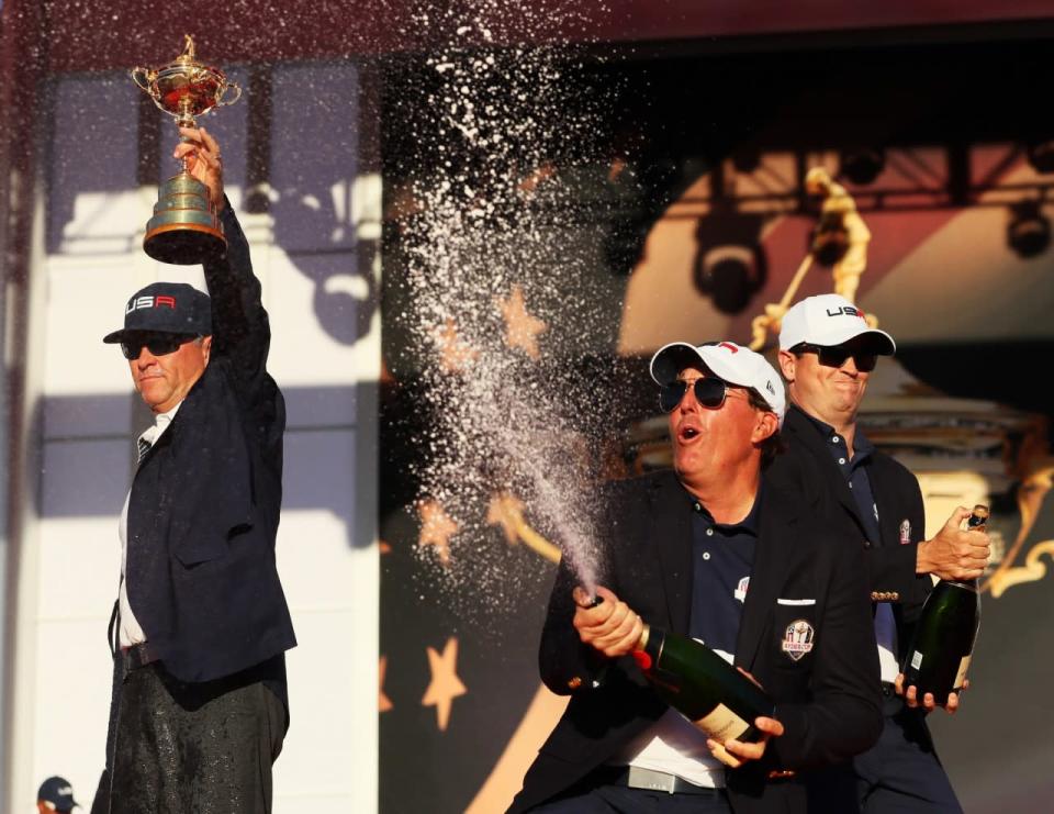 <p>Phil Mickelson of the United States celebrates with champagne after winning the Ryder Cup during the closing ceremony of the 2016 Ryder Cup at Hazeltine National Golf Club on October 2, 2016 in Chaska, Minnesota. (Photo by Streeter Lecka/Getty Images)</p>