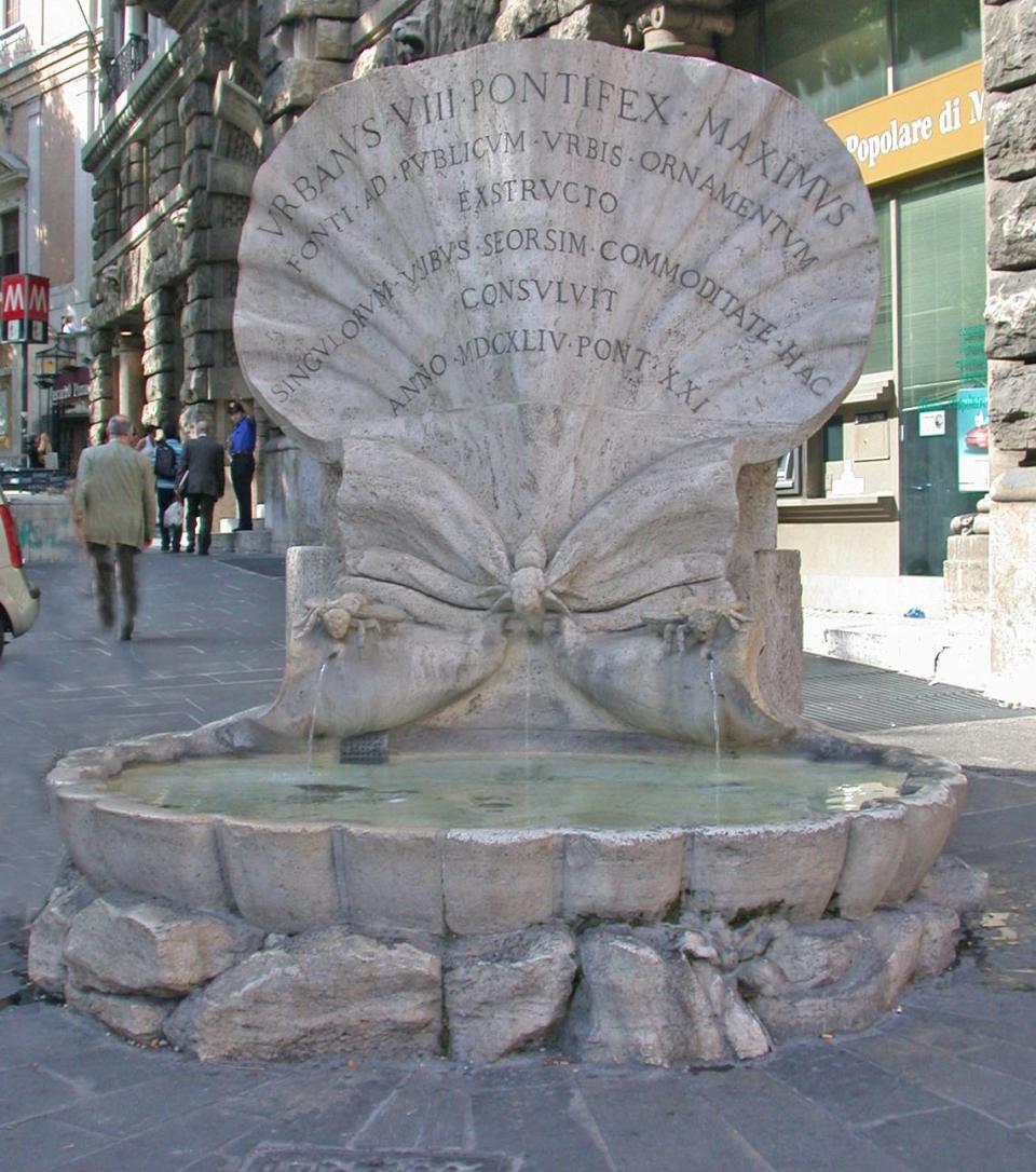 En la Plaza Barberini se encuentra la Fuente de las Abejas del maestro del barroco italiano, Gian Lorenzo Bernini.