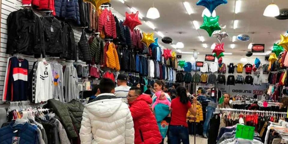 Centros comerciales podrán realizar ventas nocturnas en Puebla