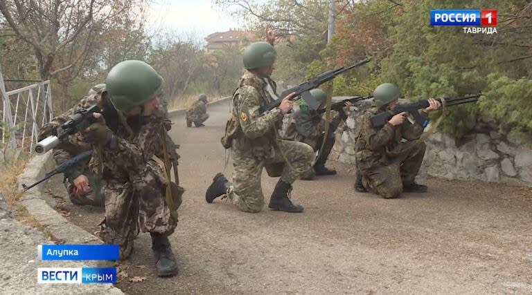 El Ejército ruso en Crimea entrena a niños de entre 8 a 16 años (Telegram)