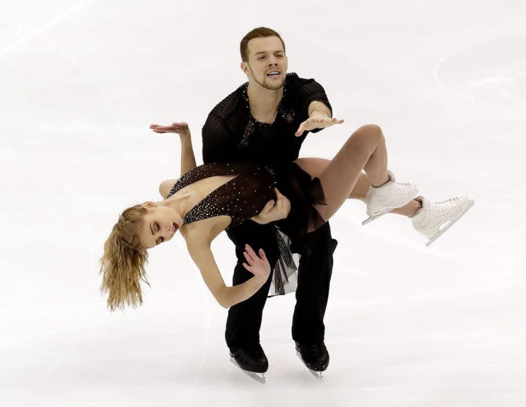 Tarah Kayne and Danny O'Shea compete in the U.S. Figure Skating Championships n Kansas City, Mo. (Photo: Jamie Squire/Getty Images)