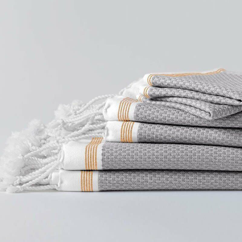 12) Coyuchi Mediterranean Cotton Towel Set