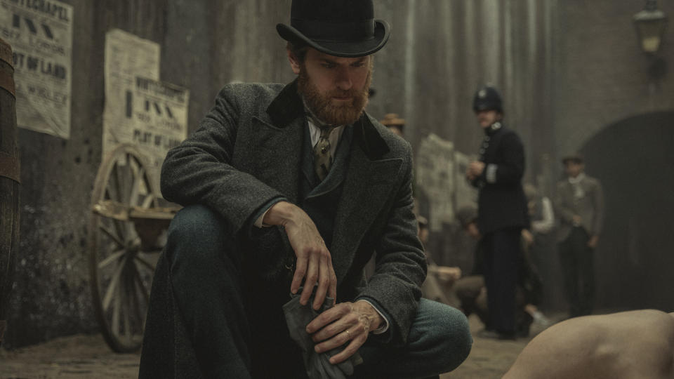  Detective Hillinghead inspects a dead body in the 19th century in Netflix's Bodies TV series 